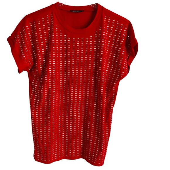 On Twelfth Red Short Sleeve Top Shiny Embellishments Women's Medium - Picture 1 of 10